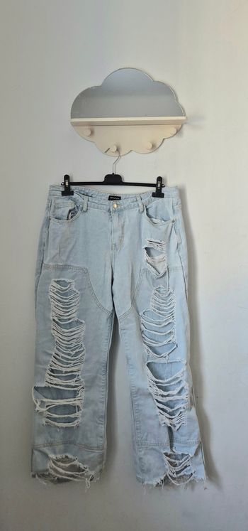 Jeans destroy * PrettyLittleThing *