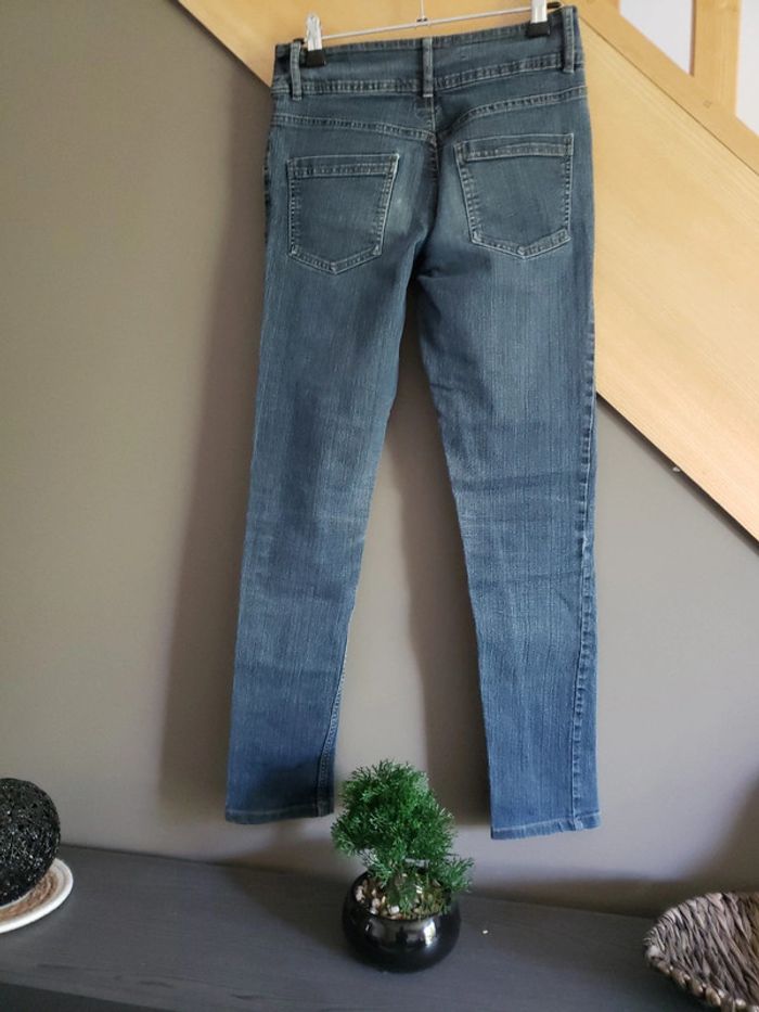 Jean femme taille 36 - photo numéro 4