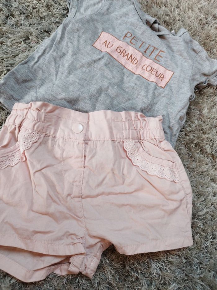 Lofi taille 18 mois short et t-shirt à manches courtes - photo numéro 2