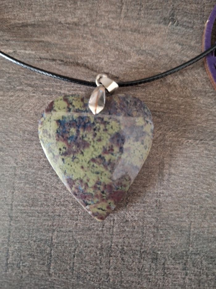 Collier en rubis de zozoite - photo numéro 2