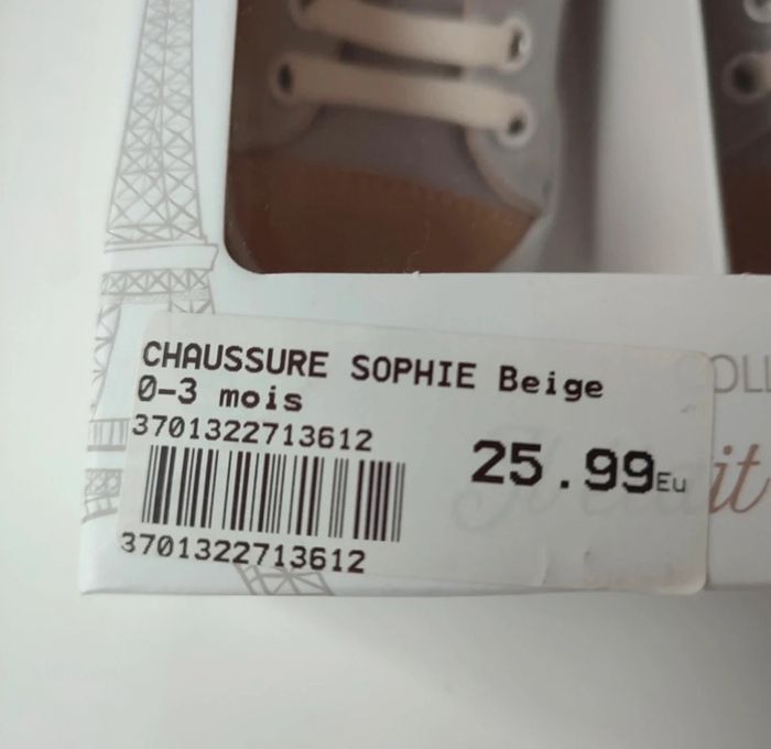 Chaussures pour bébé Sophie la girafe de 0-3 mois ou 16-17, Trois kilos sept - photo numéro 2