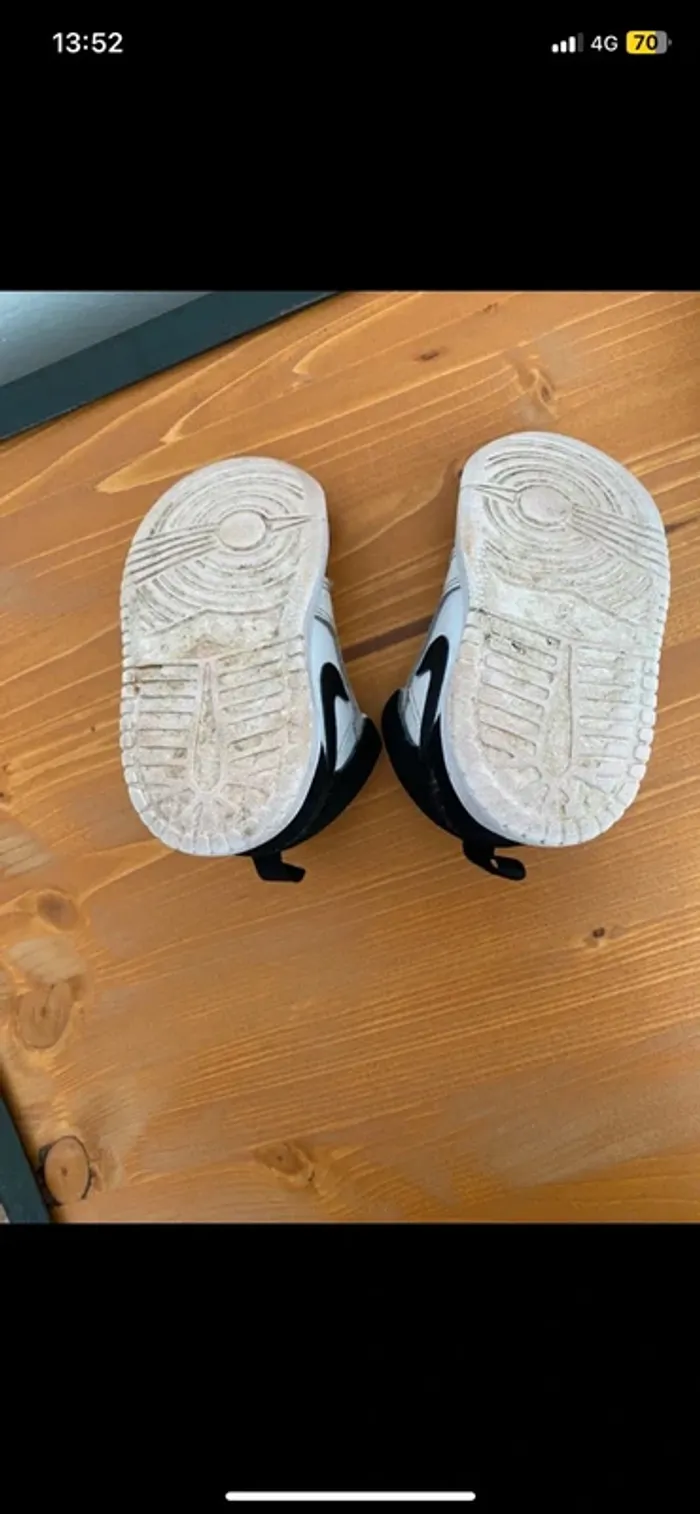 Basket Jordan taille 22 - photo numéro 6
