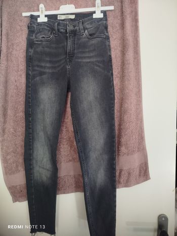 #kytie30fille. Jean taille 30/w26/l30 pour une fille de 12 ans