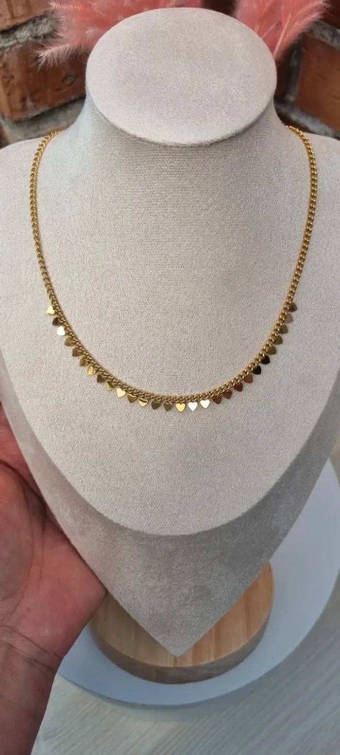 Collier doré avec franges pampilles cœurs - photo numéro 4
