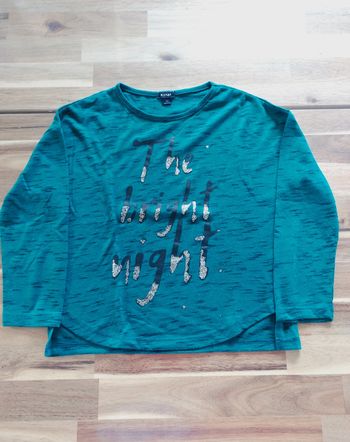 T-shirt vert pailleté manches longues