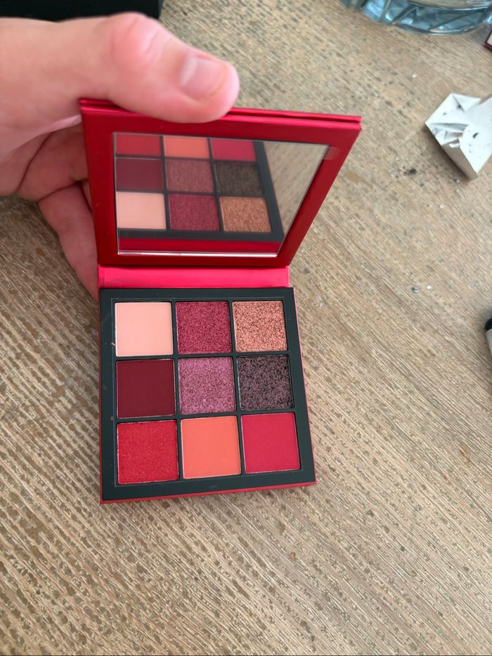 Palette Huda beauty - photo numéro 2