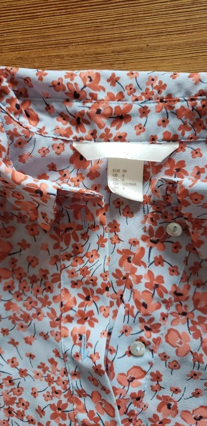 Chemisier blouse débardeur tunique femme sans manches HM fleurie - photo numéro 3