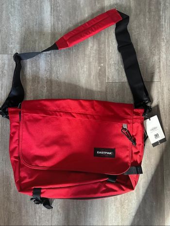 Sac bandoulière eastpak