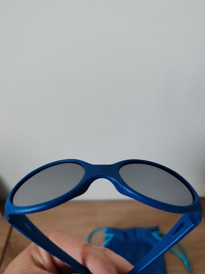 Lunettes de soleil Luc et Léa pour bébé (0-1 an) avec lanière et pochette - photo numéro 7
