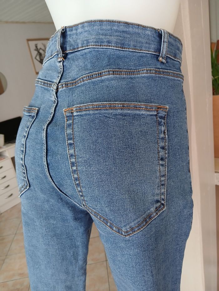 Jean taille haute T40. - photo numéro 5