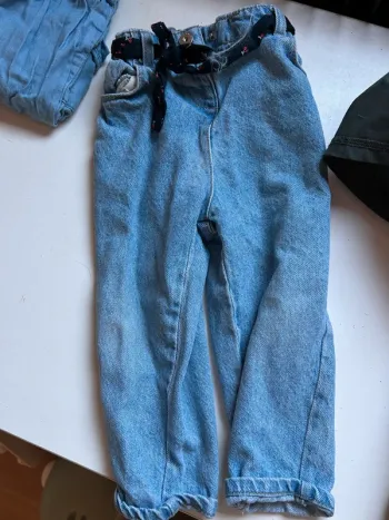 Jean avec ceinture