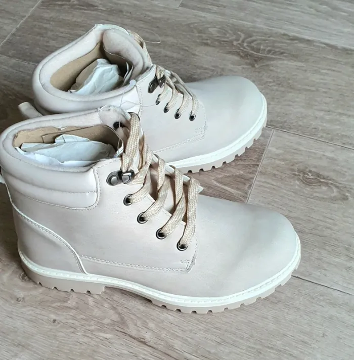 Bottines beiges taille 34 neuves - photo numéro 9