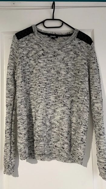 Pull gris