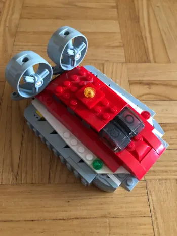 LEGO 7292 - bateau à turbines