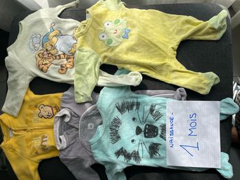 Lot pyjama chaud mixte fille et garçon taille 1 mois