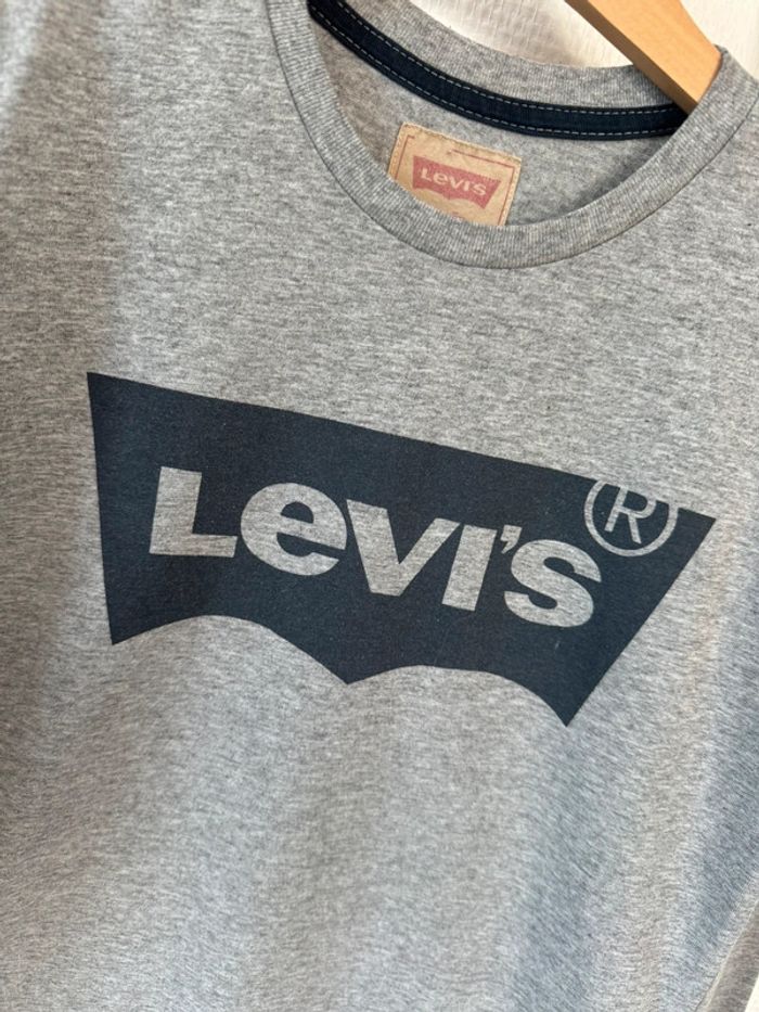 Tee-shirt manches longues gris foncé Levi's g Taille 12 ans - photo numéro 2