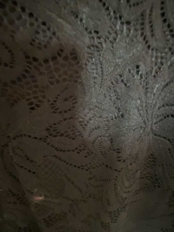 Robe noire en dentelle - photo numéro 3