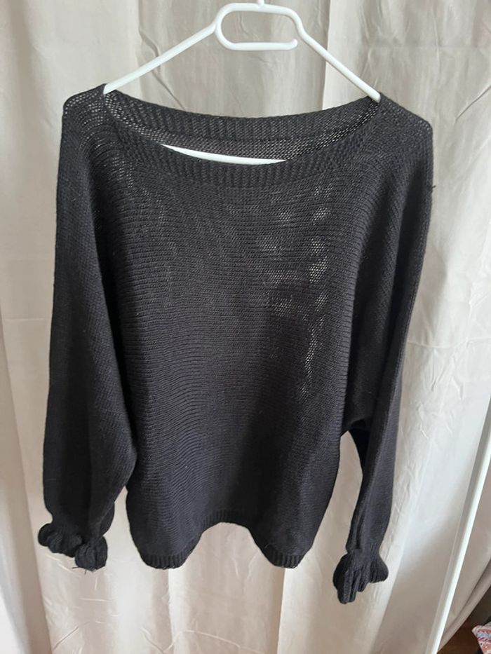 Pull col bateau manches resserrées taille M