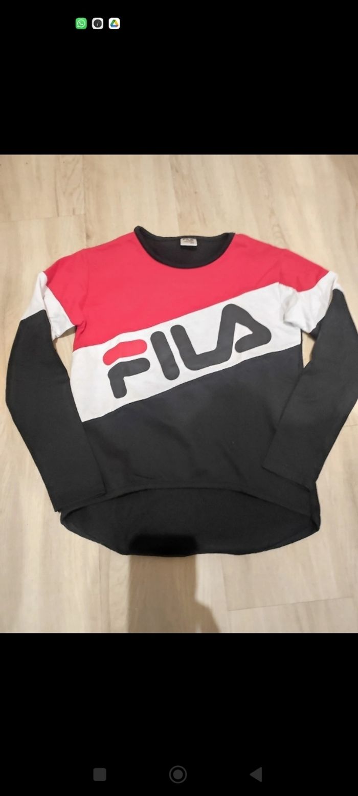 T-shirt fila taille XS - photo numéro 2