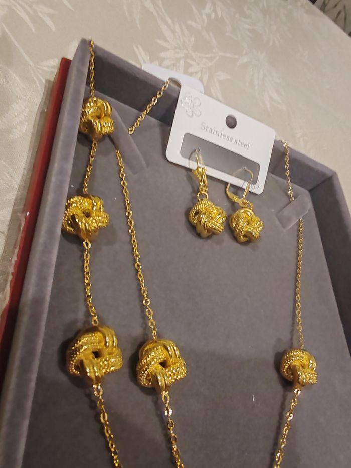 Parure - photo numéro 3