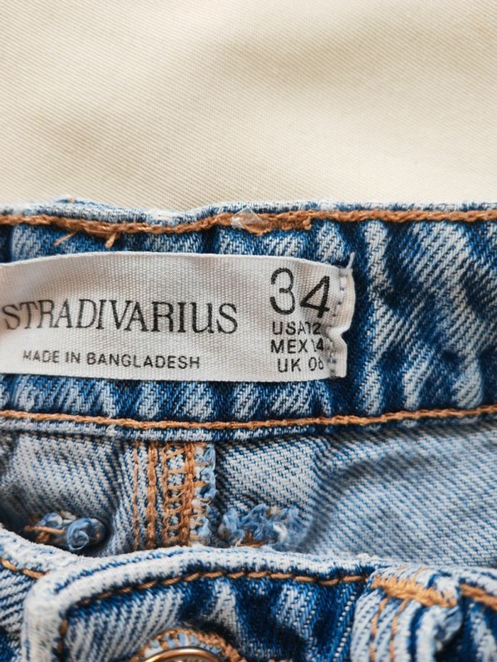Jean troué, taille 34, marque Stradivarius, très bon état - photo numéro 8