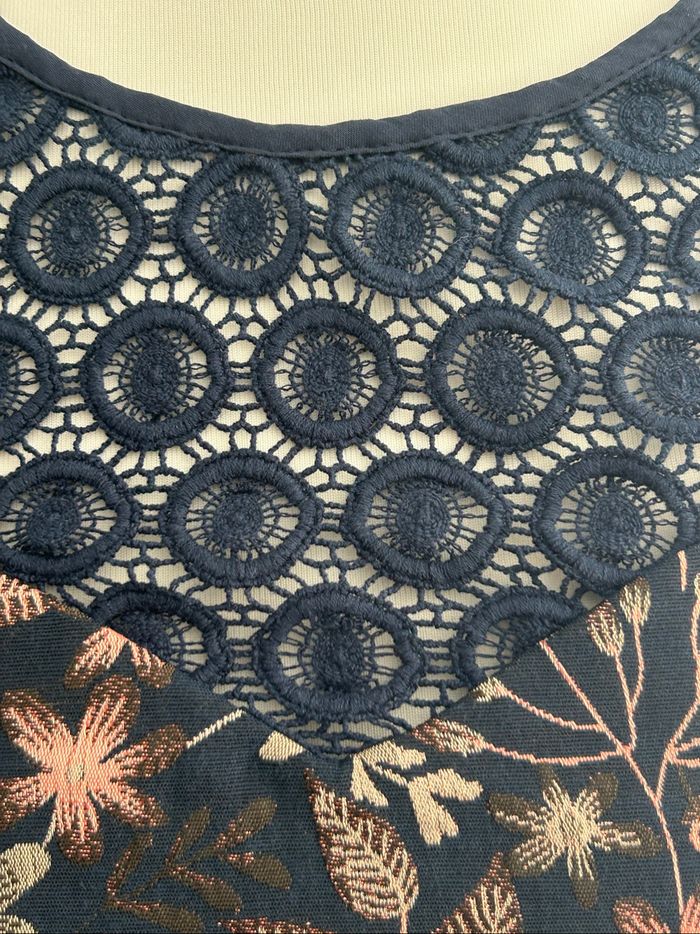 Robe Naf Naf taille 36 - photo numéro 3