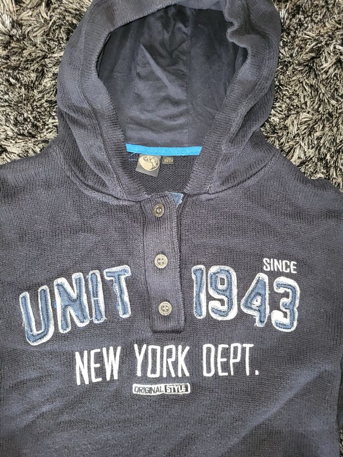 Pull by kool taille 14 ans bleu marine très bon état - photo numéro 2