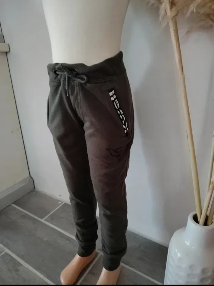 Pantalon garçon 🧑 10 ans - photo numéro 3