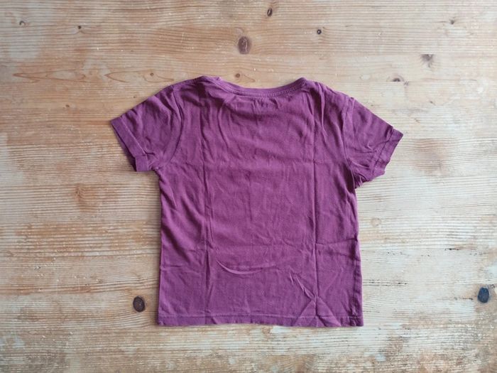 Tee-shirt manches courtes bordeaux imprimé - Taille 6 ans - TBE - photo numéro 2