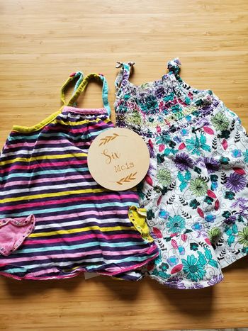 Lot 2 robes