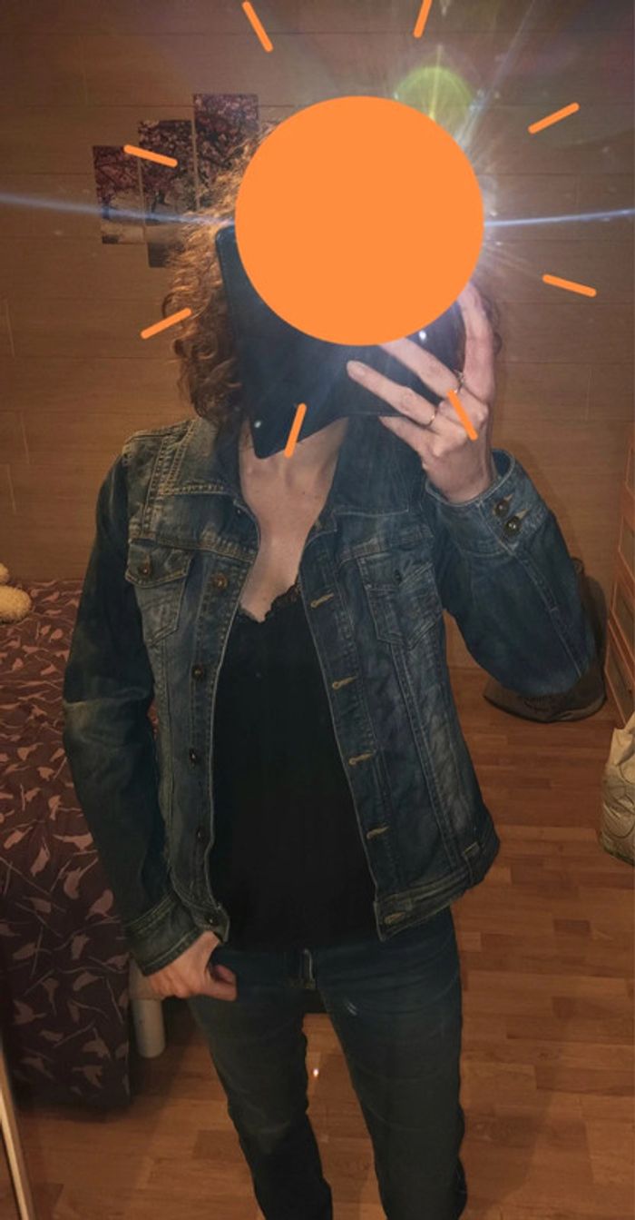 Veste en jeans taille 38 🚺 - photo numéro 3