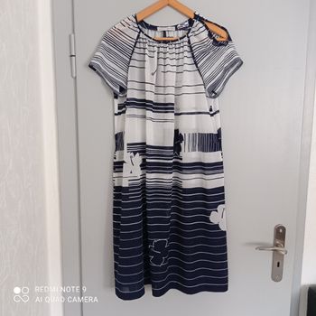 Robe marine et blanche t42/44