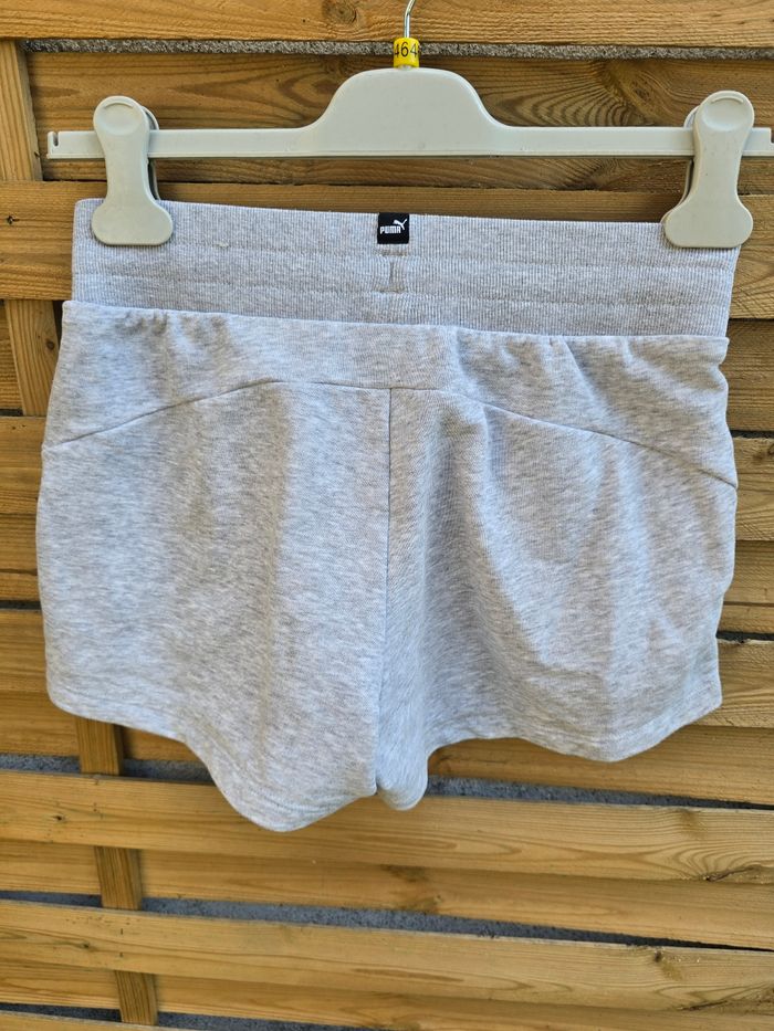 Short taille basse 🍒vintage y2k Puma🍒taille XS/S - photo numéro 2