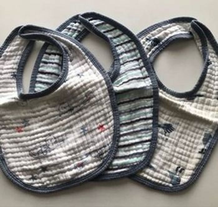 Lot de 28 bavoirs - photo numéro 6