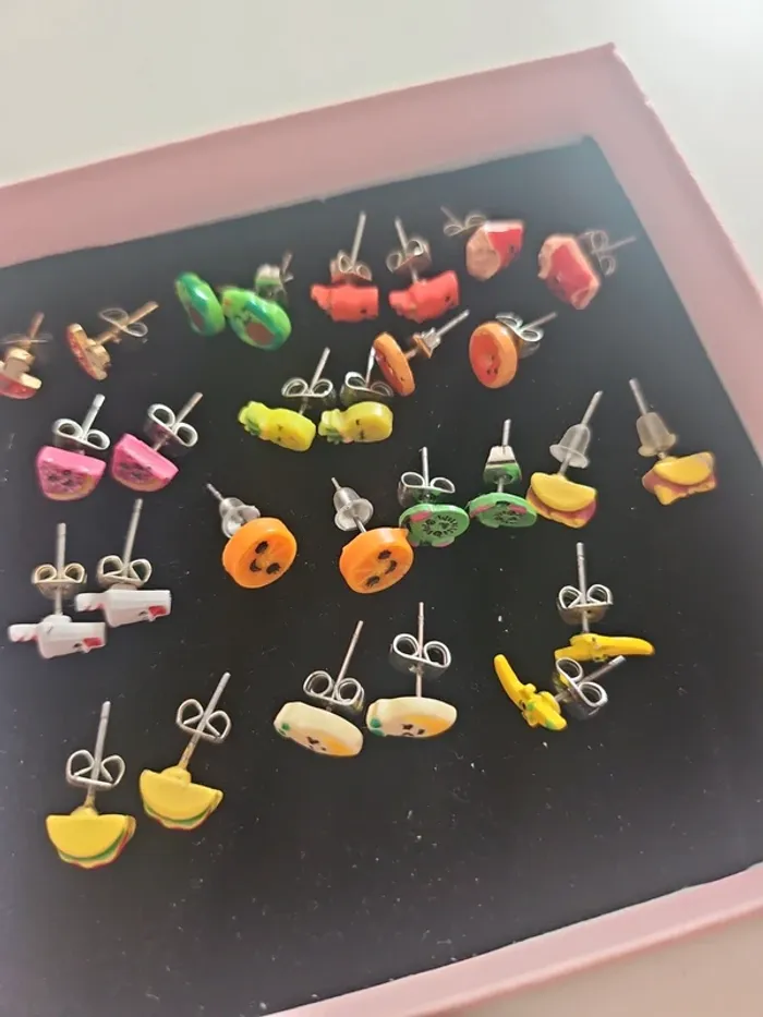 Lot de 14 paires de boucles d'oreille aliments Claire's - photo numéro 3