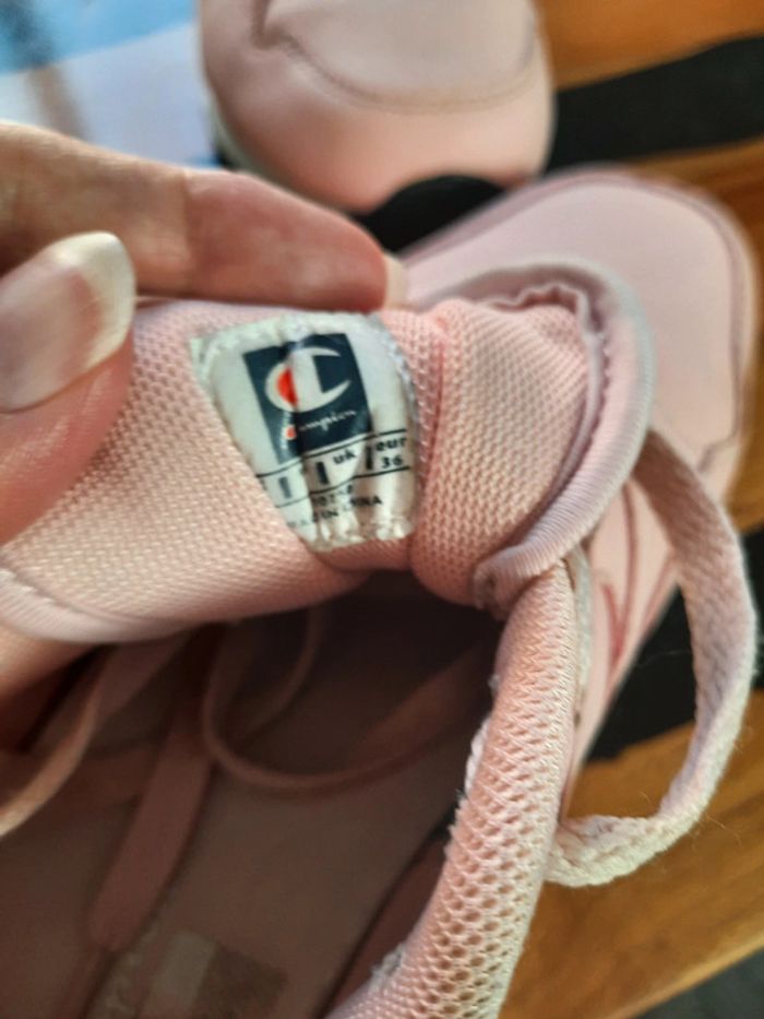 Baskets taille 36 - photo numéro 3