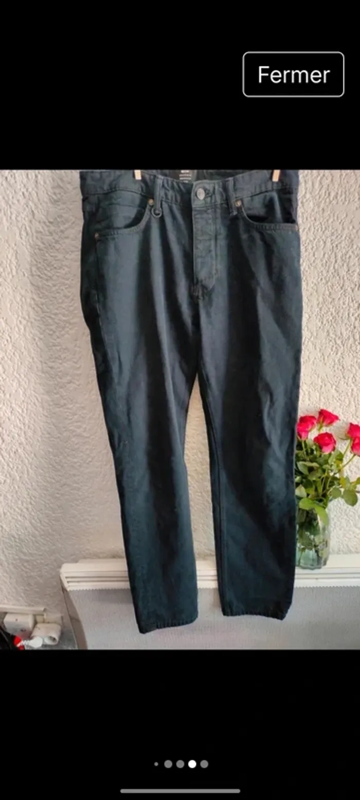 Jean noir droit T 42 - photo numéro 8