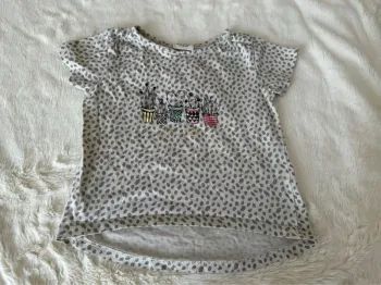 tee shirt