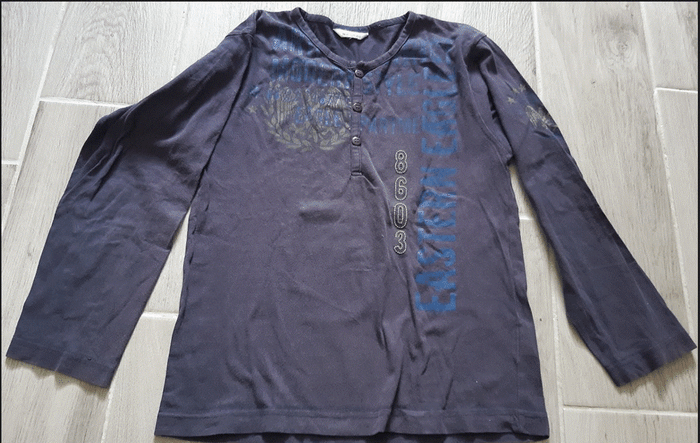 2 t-shirts 8 ans manches longues