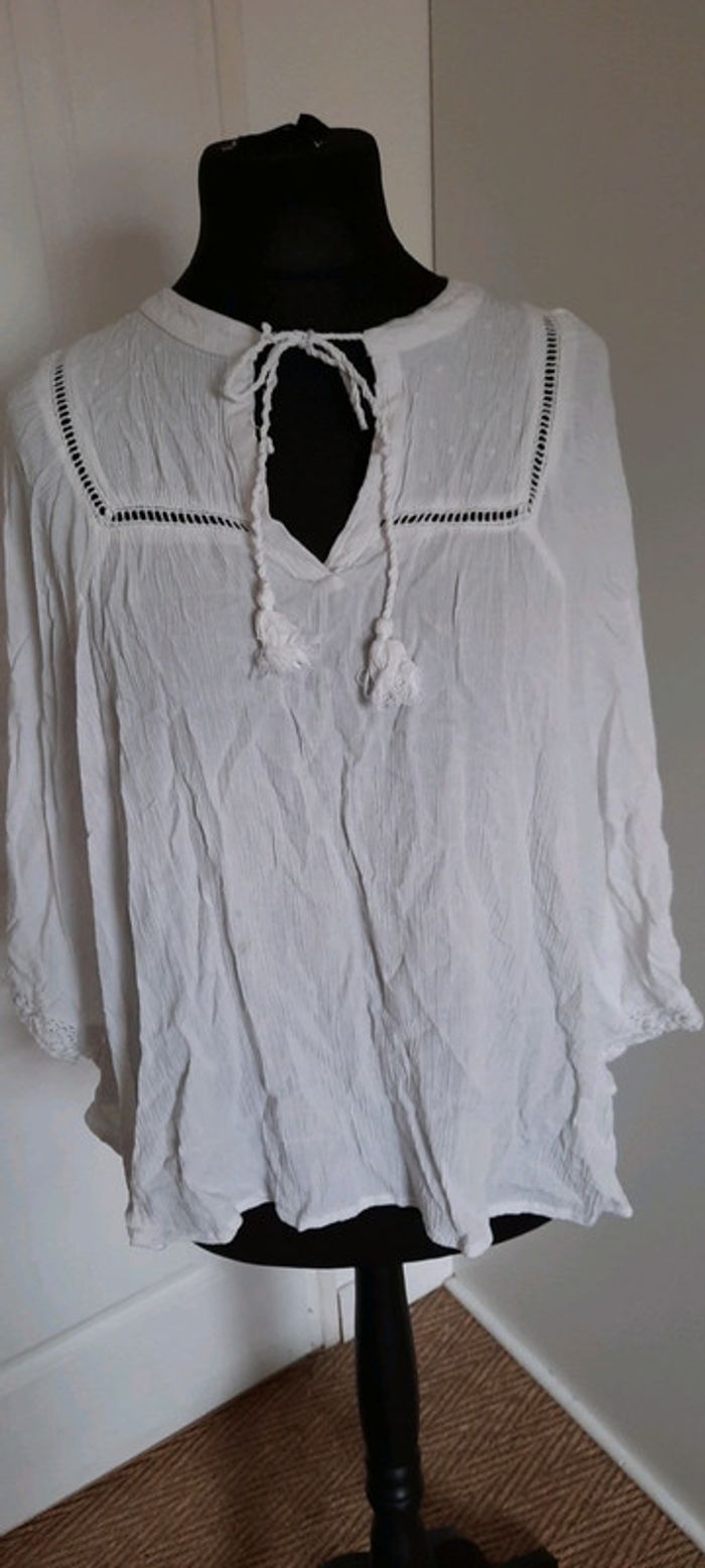 Blouse d'été blanche type plage