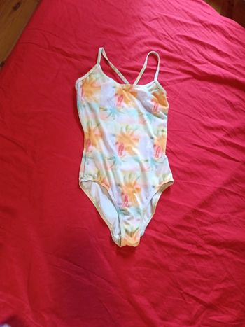 Maillot de bain taille 12 ans
