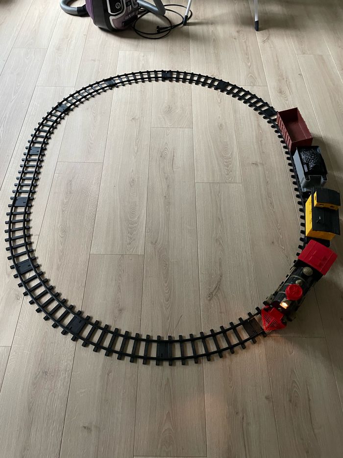 Train  électrique avec sons et lumière - photo numéro 3
