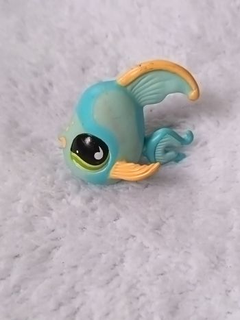 Figurine petshop poisson 831 hasbro 2017