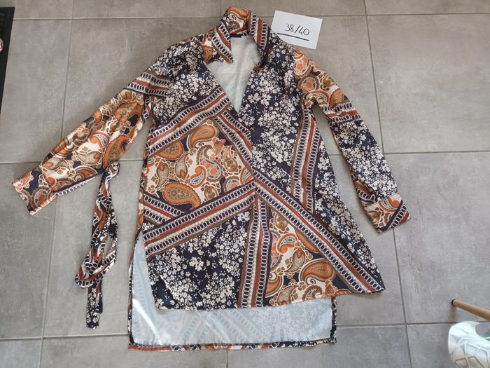 Tunique manches longues avec ceinture taille 38/40