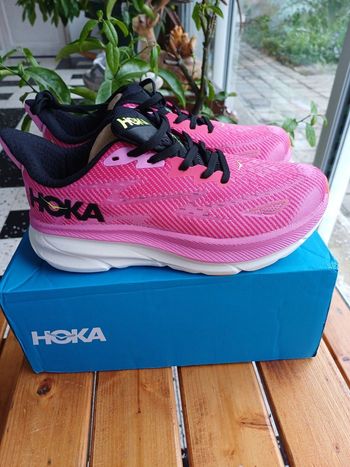 Chaussures Running Hoka Clifton 9
