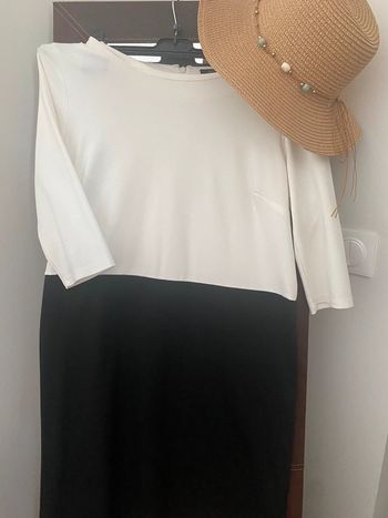Jolie robe bi-couleur manches 3/4 mi-saison