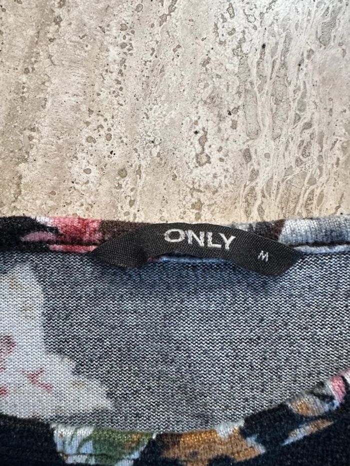 tee shirt femme à fleurs - photo numéro 2