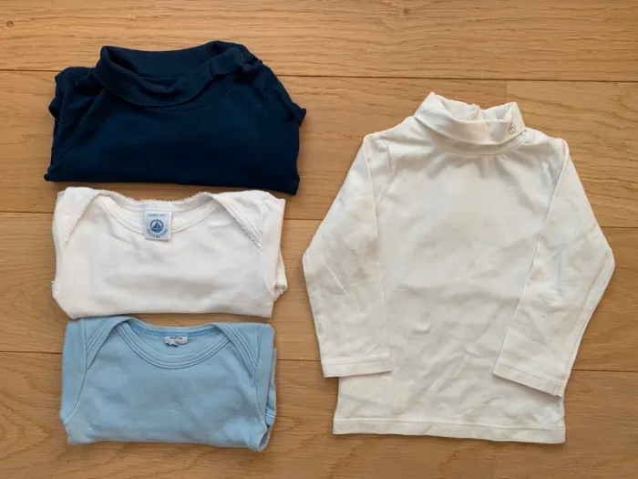 Lot Body + T shirt - 6 mois