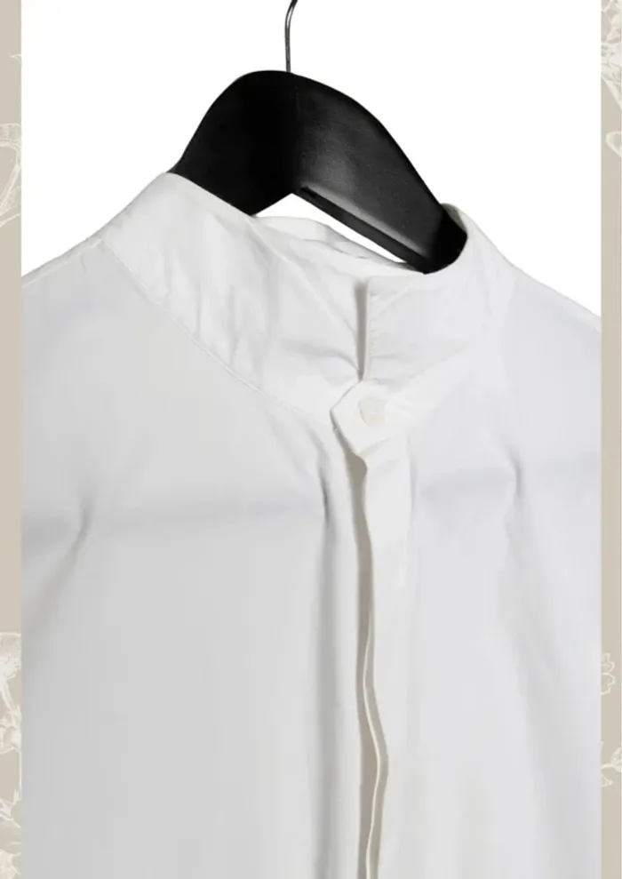 Chemise blanche manches longues col rond Sandro Paris Taille M - photo numéro 3