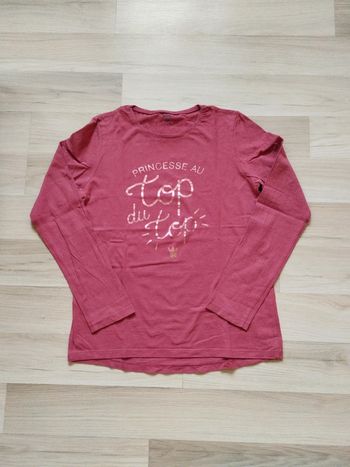 Tee-shirt manches longues couleur framboise